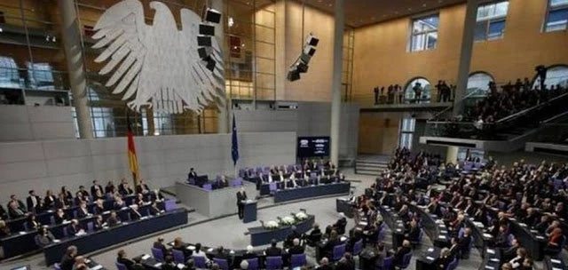 Αποκάλυψη: Πλούτισε η Γερμανία από την ελληνική κρίση – Είχε κέρδη 2,9 δισ. από το 2010 μέχρι σήμερα